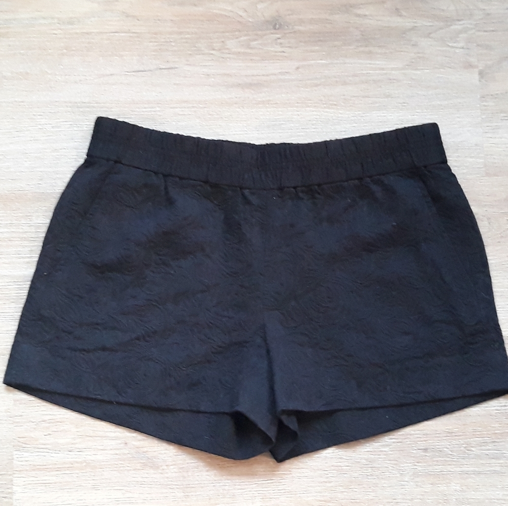 J.Crew Factory Women's 3" Boardwalk Shorts - Size 4 Black Jacquard Shorts